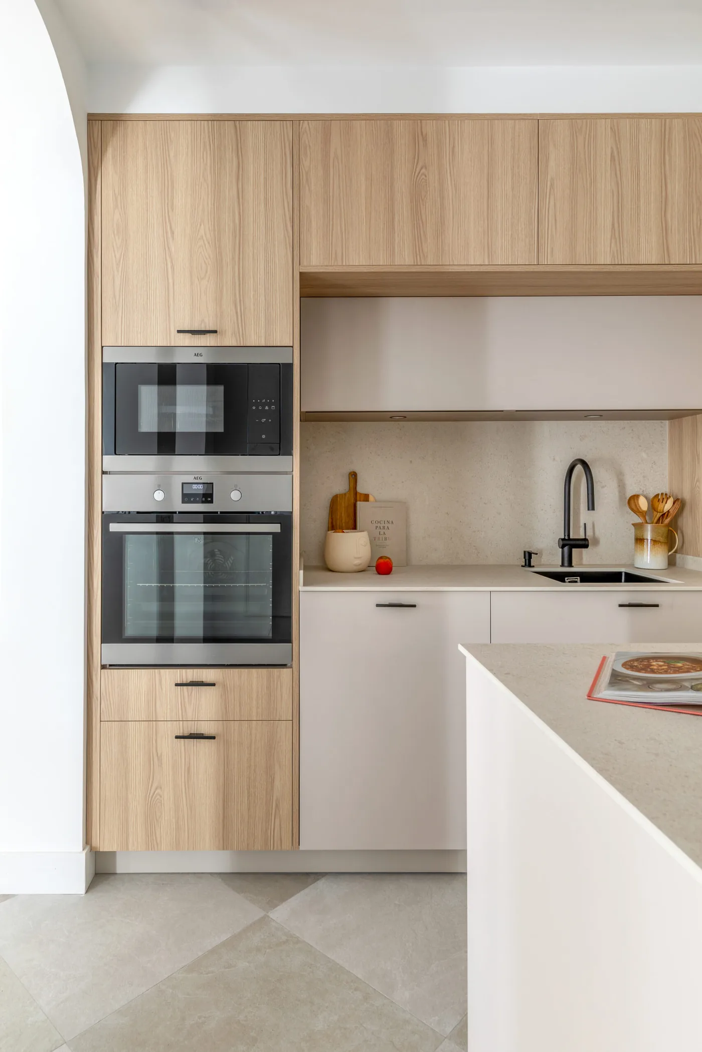 Cocina de exterior a medida en Cádiz — Rosso Home Design